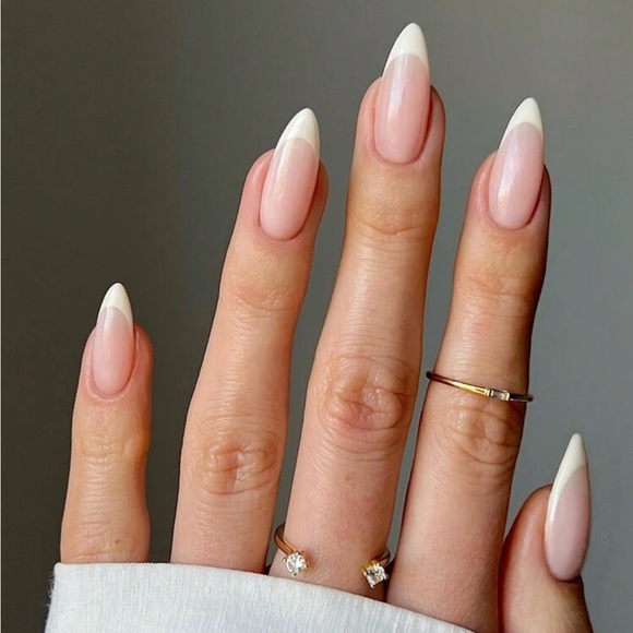 2 sets of Press-on Nails - Picture 7 of 8